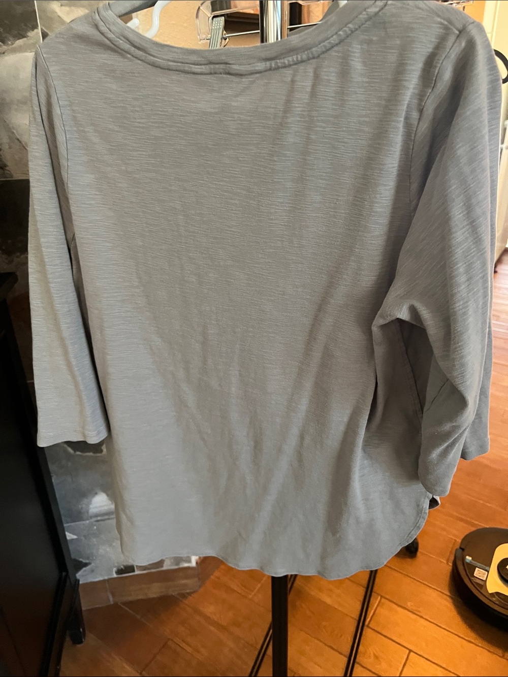 Tommy Bahama Heather Gray Long Sleeve Crewneck Top - Picture 3 of 3